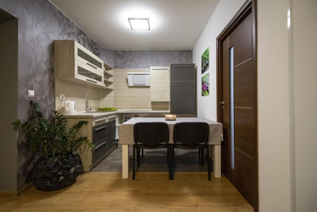 Apartman Adam Veľký Slavkov Dış mekan fotoğraf